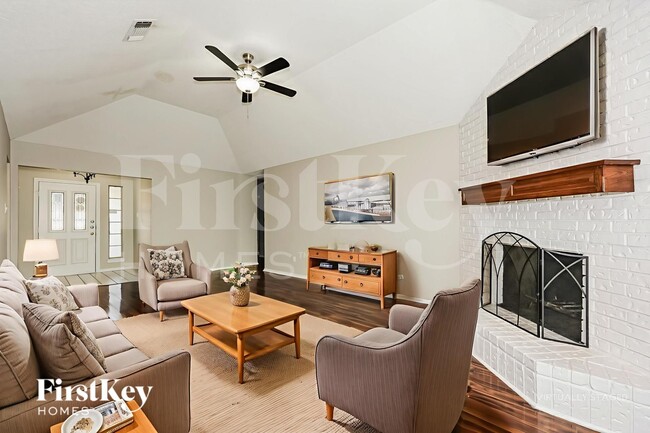 Foto del edificio - 1417 Highland Dr