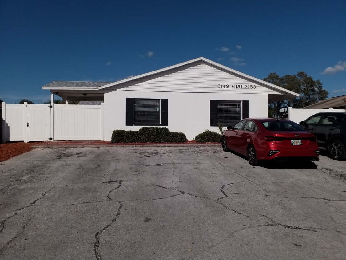 Primary Photo - 6153 Sapphire Dr