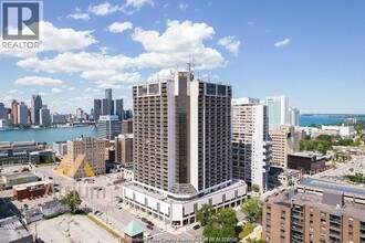 Building Photo - 150 Park St W
