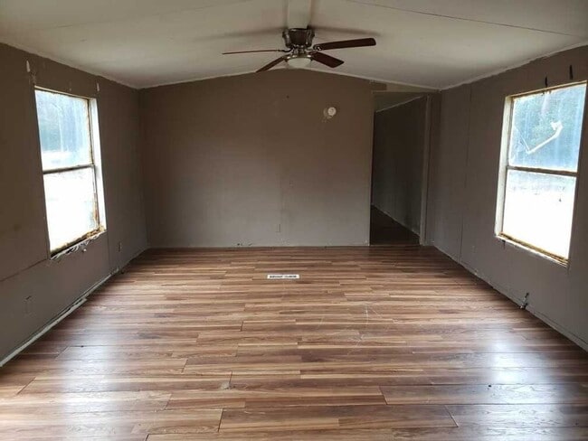 Building Photo - Attention Section 8 Vouchers! Available Soon! Rent this 3 bedroom home in Aiken!