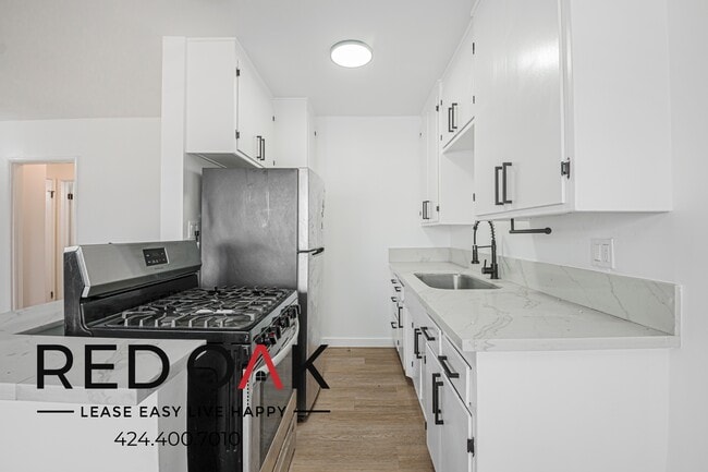 Foto del edificio - 6303 Cherry Ave