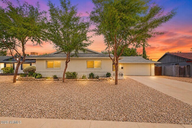 Foto del edificio - 8219 E Valley View Rd