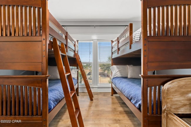 Foto del edificio - 21221 Front Beach Rd