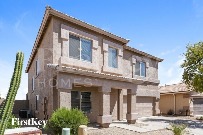 Foto del edificio - 334 E Taylor Trail