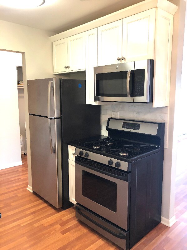 Foto del edificio - 8894 Knight Ave