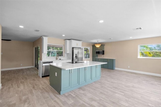 Foto del edificio - 5901 Denver St NE