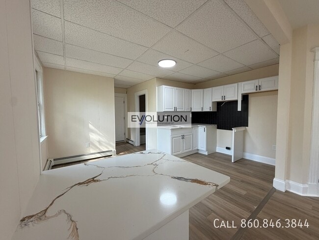 Photo - 906-908 Park St-2W Apartment