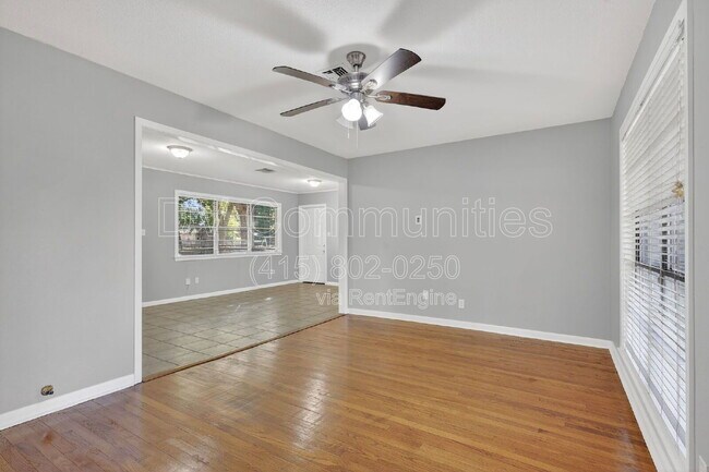 Foto del edificio - 3828 Avenue N