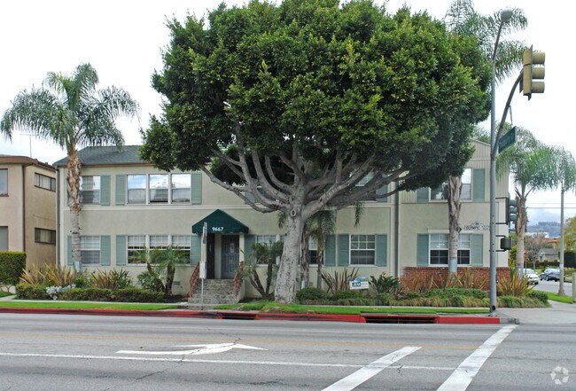 Building Photo - 9667 W Olympic Blvd