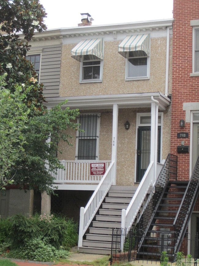 Truitt - Truitt Apartment