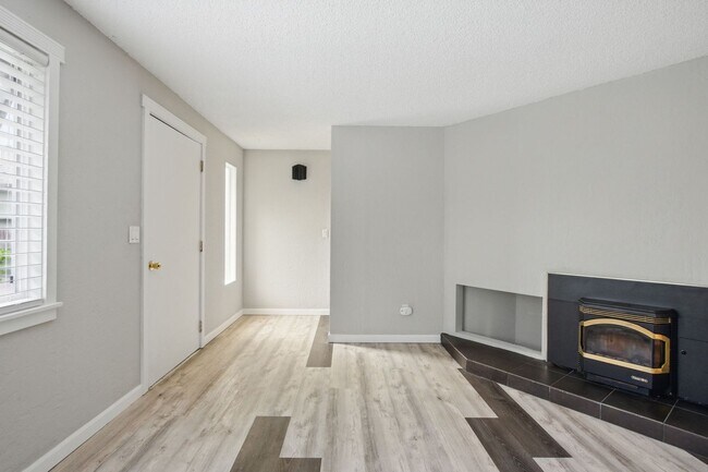 Foto del edificio - Charming Salmon Creek Condo
