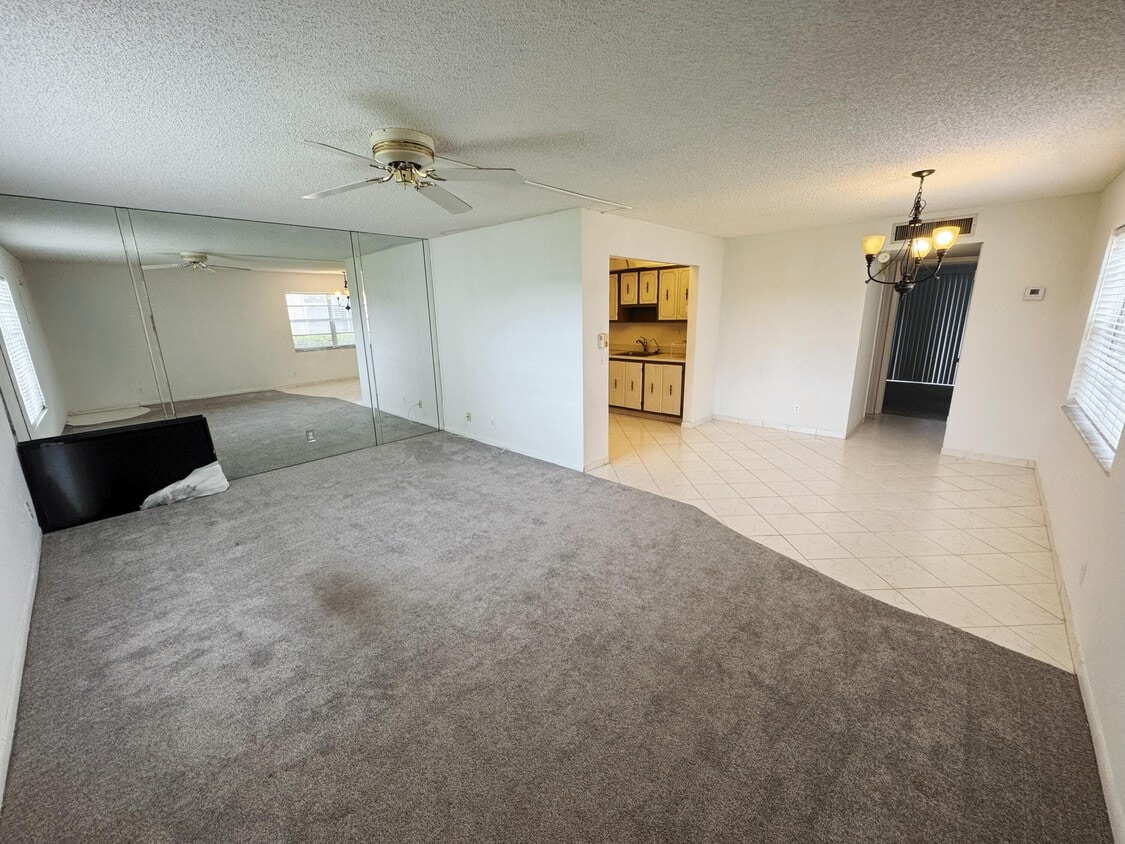 Primary Photo - 490 Flanders Dr
