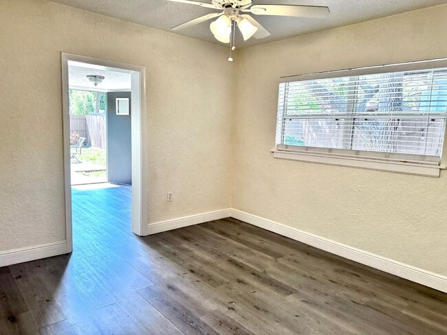 Building Photo - 2510 Boyd Ave