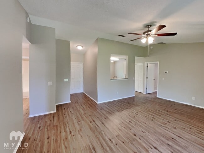 Building Photo - 807 Cloyd Dairy Loop