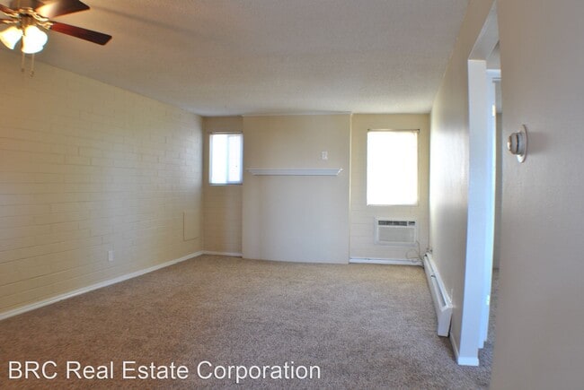 Building Photo - 2 br, 1 bath Apartment - 8006 W 62nd Ave