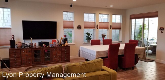 Building Photo - 4 br, 3 bath House - 2038 Cannery Loop