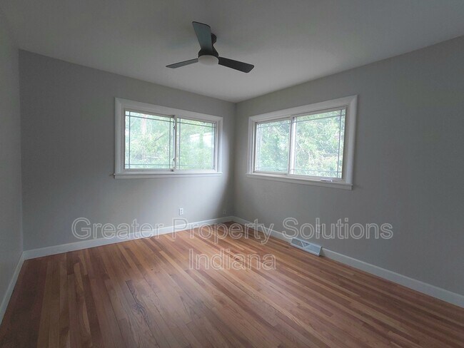 Foto del edificio - 8203 Rutledge St
