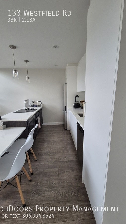 Building Photo - 133 Westfield Rd