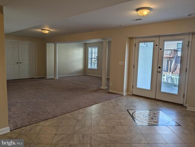 Foto del edificio - 9537 Evergreen Circle