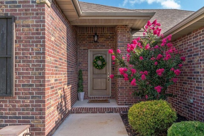 Building Photo - Beautiful 4BD in Battlefield, MO