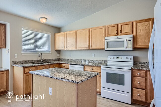 Building Photo - 10307 Woodrose Lane