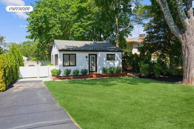 Foto del edificio - 12 Penny Ln