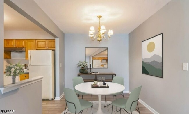 Foto del edificio - 914 Cedar Ct