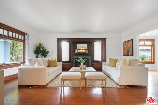 Foto del edificio - 1616 W 25th St