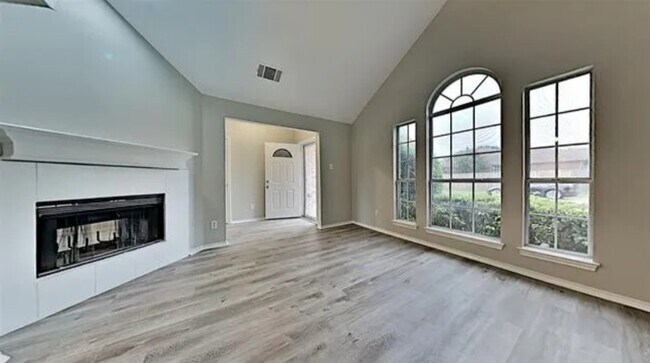 Foto del edificio - 4711 Lashley Dr