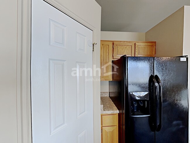 Building Photo - 126 S 1600 W