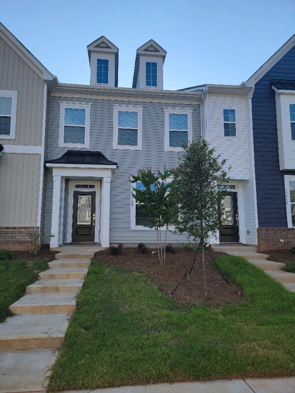 Foto principal - 15760 Country House St