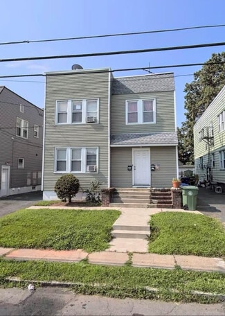 Building Photo - 422 Bacheller Ave