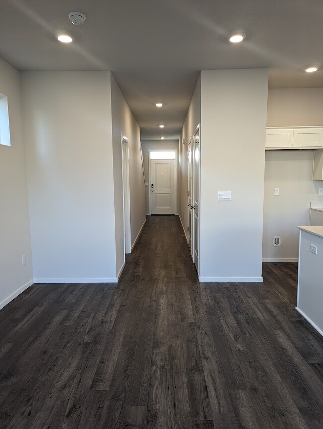 Downstairs hall - 11549 NE 126th Pl