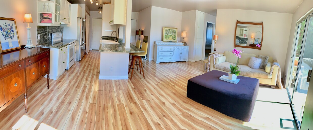 Living Room - 1351 N Orange Dr
