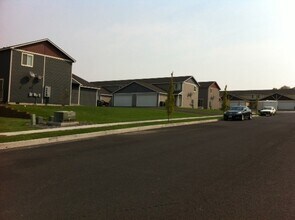 Building Photo - 109 E Mizzou Ct