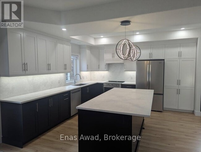 Photo du bâtiment - 828 Moonrock Ave