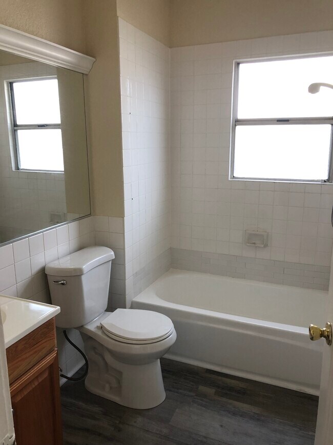 Bathroom - 1724 D St