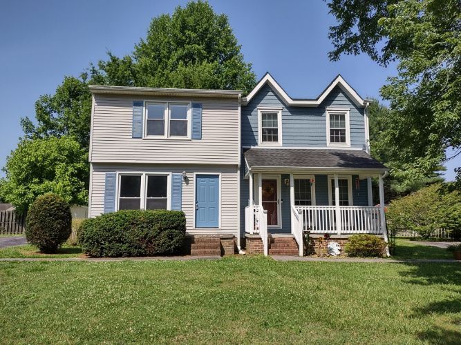 Primary Photo - 201 Blue Lake Dr