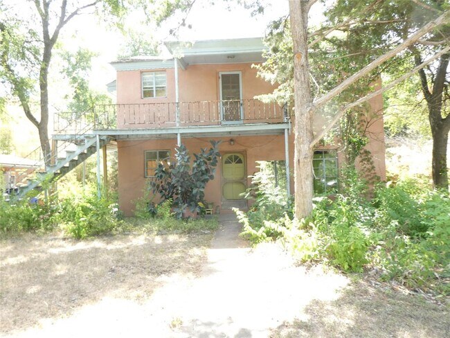 Foto del edificio - 4005 Maplewood Ave