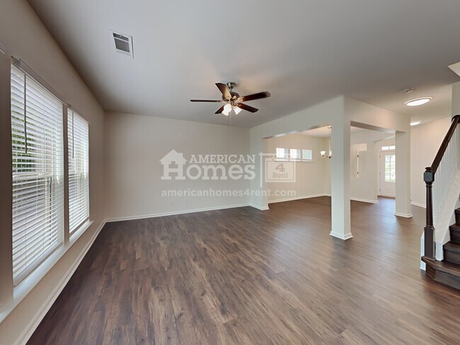 Building Photo - 1490 Aster Ives Drive