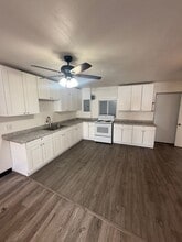 Building Photo - 3615 Ocean View Blvd