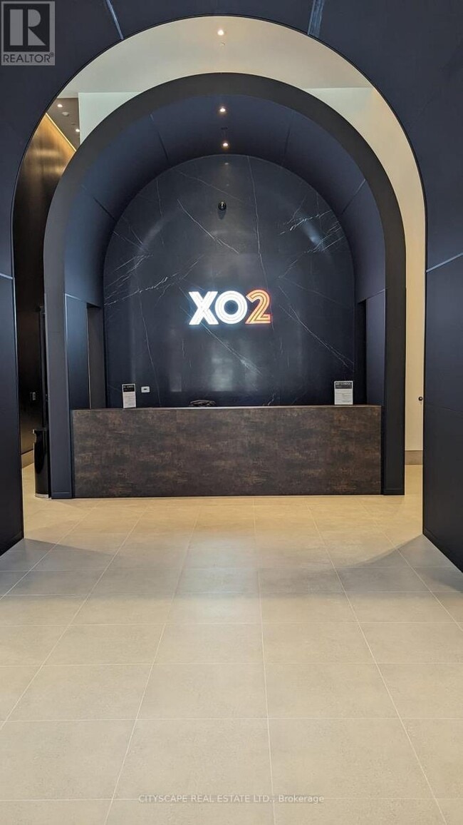 Building Photo - 285 Dufferin St