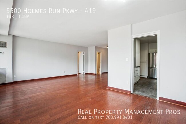 Foto del edificio - 5500 Holmes Run Pkwy