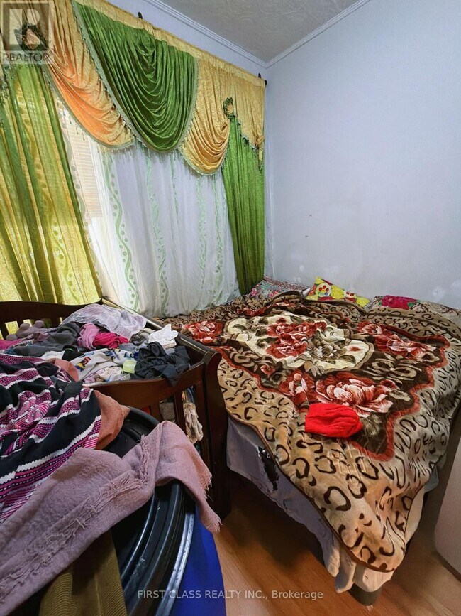 Building Photo - 432 Charlotte St