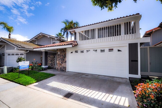 Foto del edificio - Coronado Cays 4 bd/2.5 ba home in Bahama Village