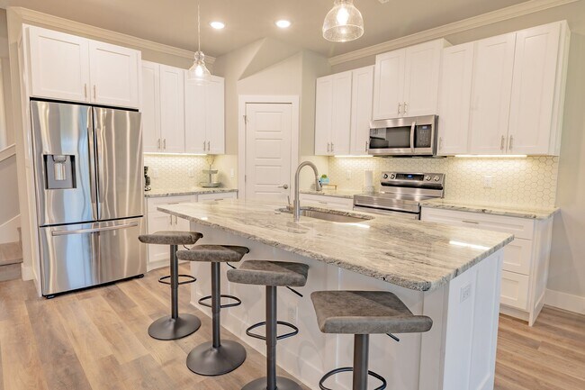 Foto del edificio - 14010 Fortuna Bay Dr