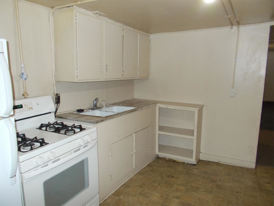 Building Photo - 4870 US-30