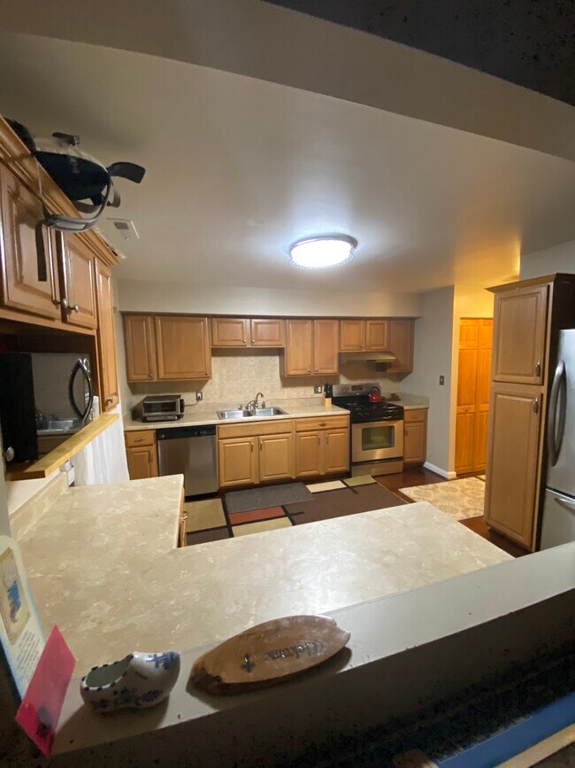 Foto del edificio - 10390 Faulkner Ridge Cir