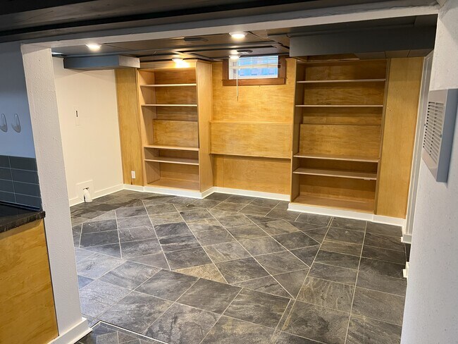 Photo - 4255 Northeast Wygant Street Apartments