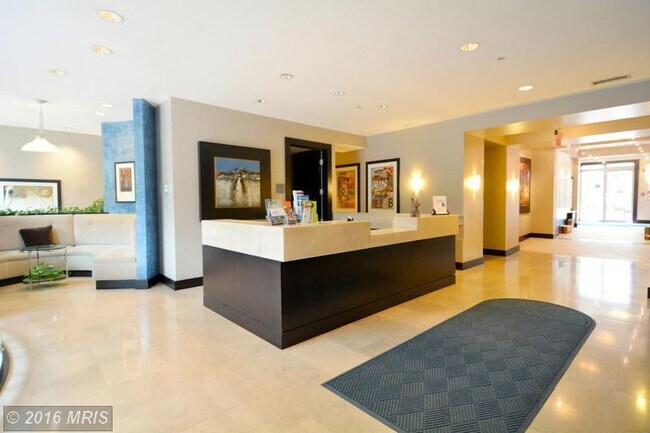 Foto del edificio - 1800 Wilson Blvd